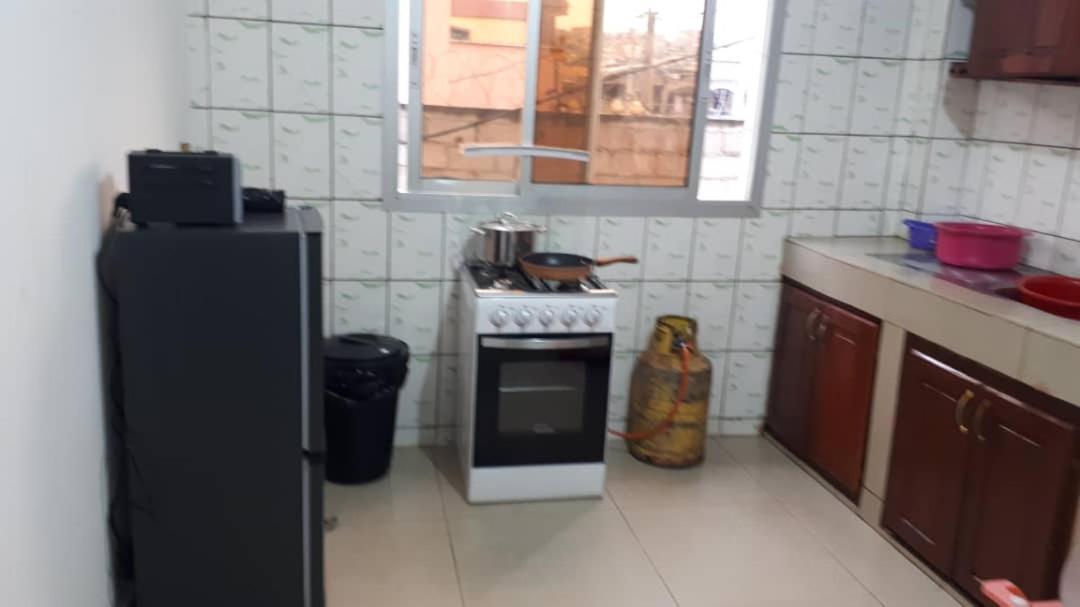 Signorile Jo 2 Apartment Yaounde Bagian luar foto